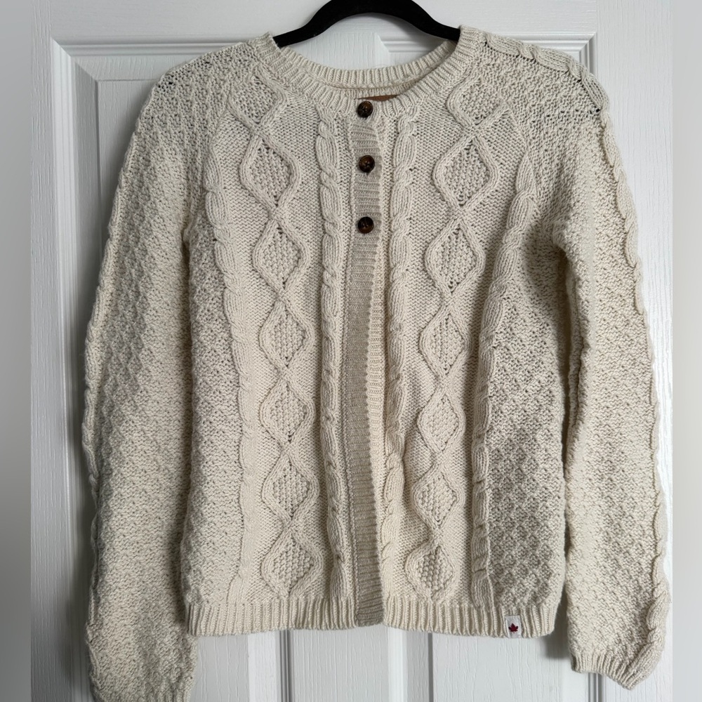 Cream Cable Knit Women’s Sweater